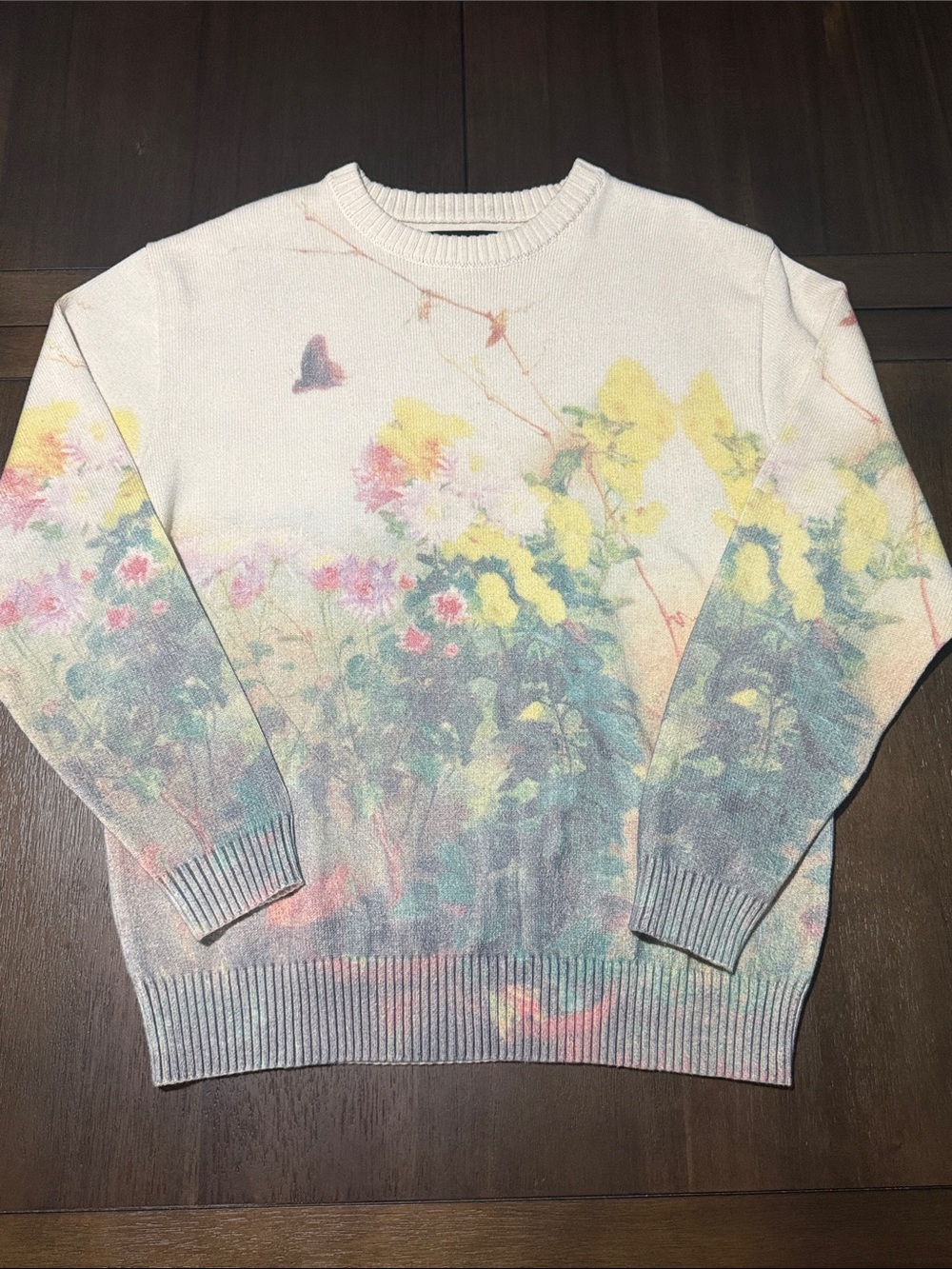 PacSun Painting Crewneck Sweater with Pastel Floral Print Large